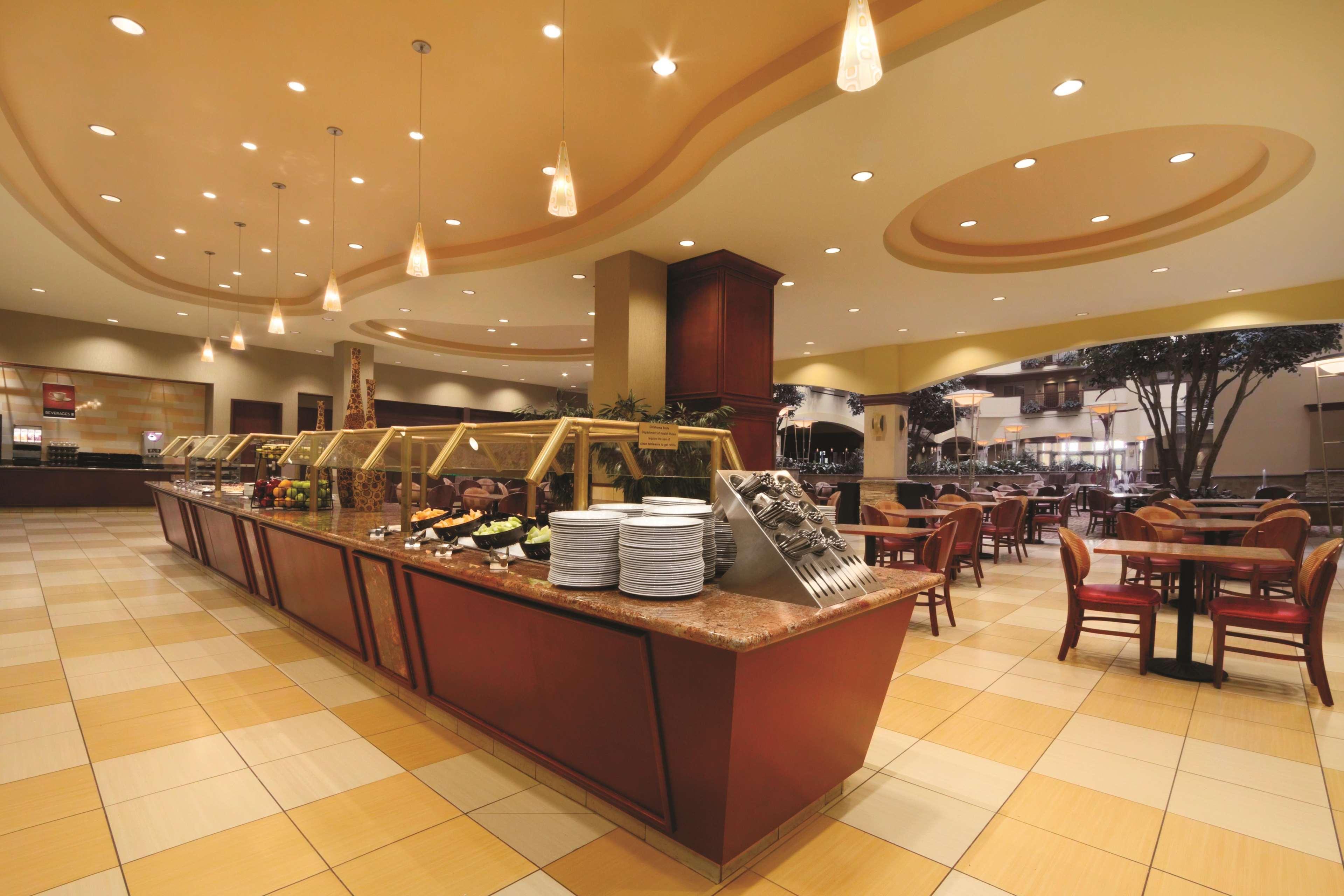 Embassy Suites By Hilton Norman Hotel & Conference Center Restoran foto