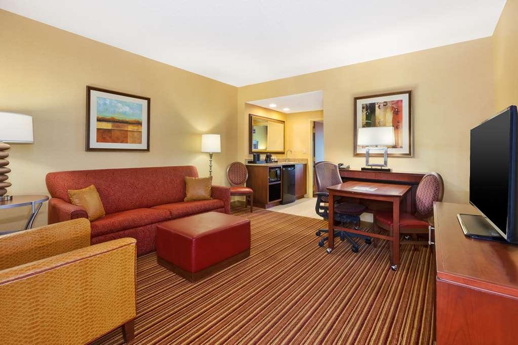 Embassy Suites By Hilton Norman Hotel & Conference Center Ruang foto