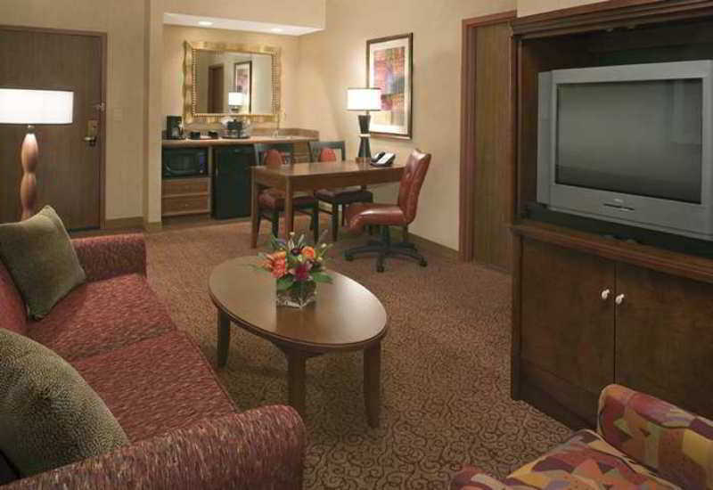 Embassy Suites By Hilton Norman Hotel & Conference Center Ruang foto